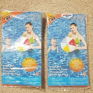 Toys R Us set of 2 multicolored beach balls